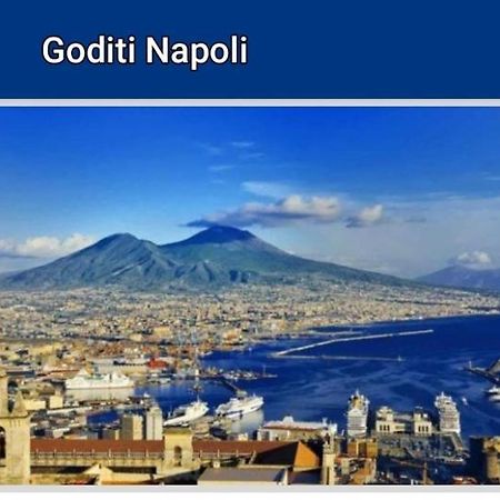 Goditi Napoli Luaran gambar